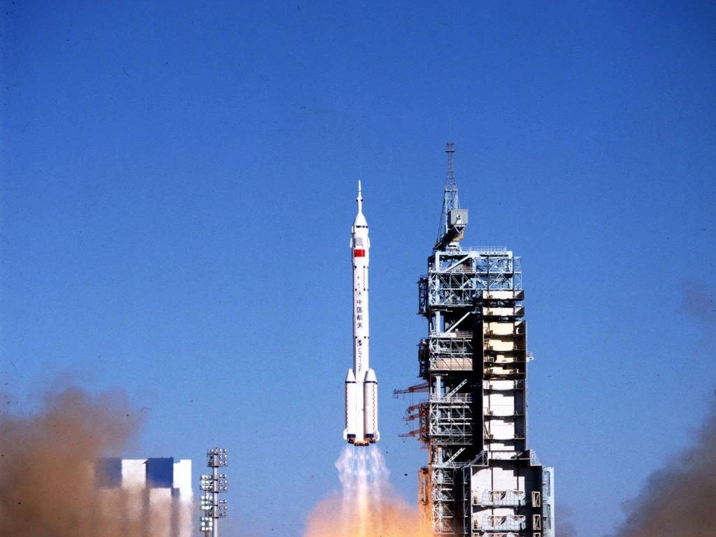 石墨制品加工技術應用在各行各業